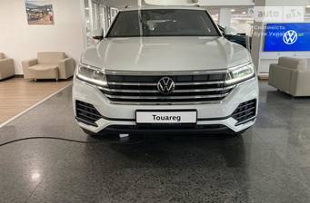 Volkswagen Touareg 2024 Silver