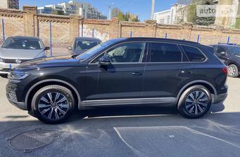 Volkswagen Touareg 2024 Silver