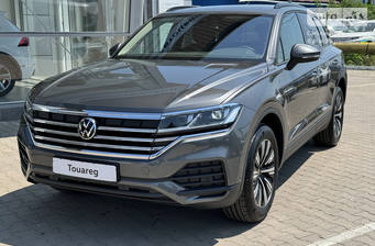 Volkswagen Touareg 2024 Silver