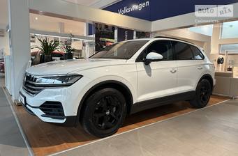 Volkswagen Touareg 2025 Silver