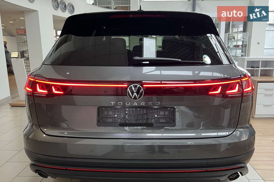 Volkswagen Touareg - фото 9