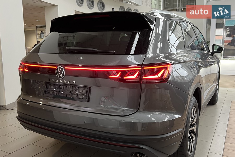 Volkswagen Touareg - фото 10