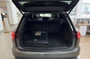 Volkswagen Touareg - фото 39
