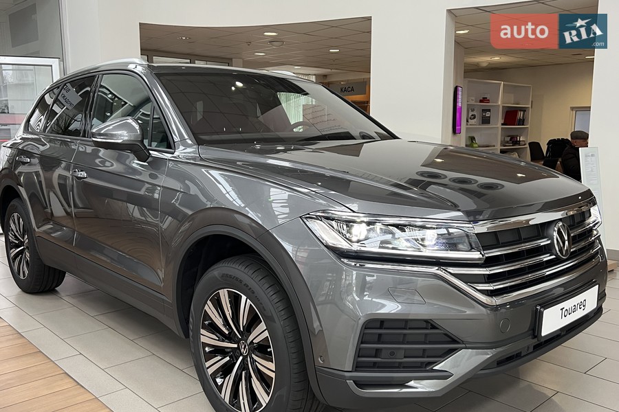 Volkswagen Touareg - фото 5