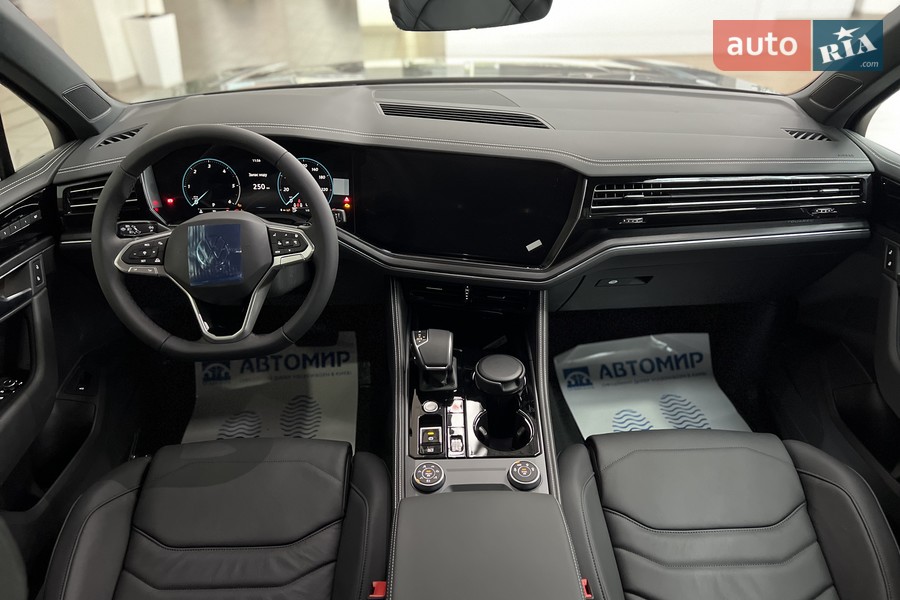 Volkswagen Touareg - фото 32