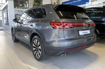 Volkswagen Touareg 2024 Silver