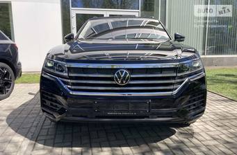 Volkswagen Touareg 2024 Silver