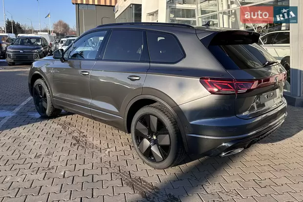 Volkswagen Touareg R-Line Platinum