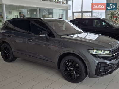 Volkswagen Touareg 2025 R-Line Platinum