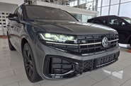 Volkswagen Touareg R-Line Platinum 3