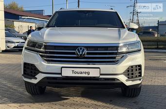 Volkswagen Touareg 2024 Silver