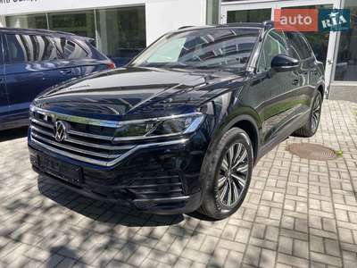 Volkswagen Touareg 2024 Silver