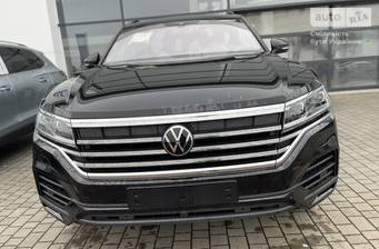 Volkswagen Touareg 2024 Silver