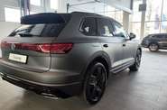 Volkswagen Touareg R-Line Platinum