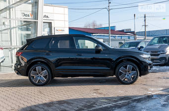 Volkswagen Touareg 2024 R-Line Platinum