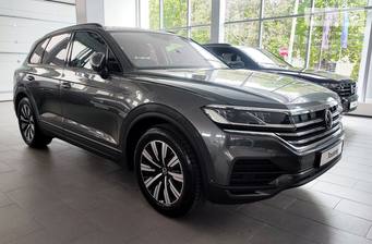 Volkswagen Touareg 2025 Silver