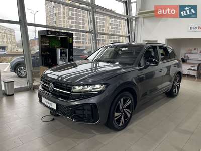 Volkswagen Touareg 2025 R-Line Platinum