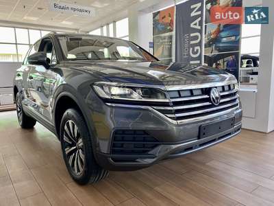 Volkswagen Touareg 2025 Silver