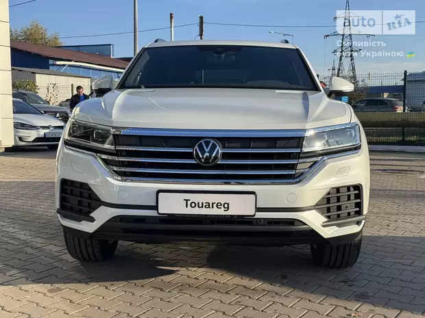 Volkswagen Touareg Base