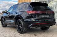 Volkswagen Touareg R-Line Platinum 3