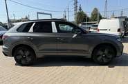 Volkswagen Touareg R-Line Platinum+