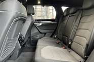 Volkswagen Touareg R-Line Platinum