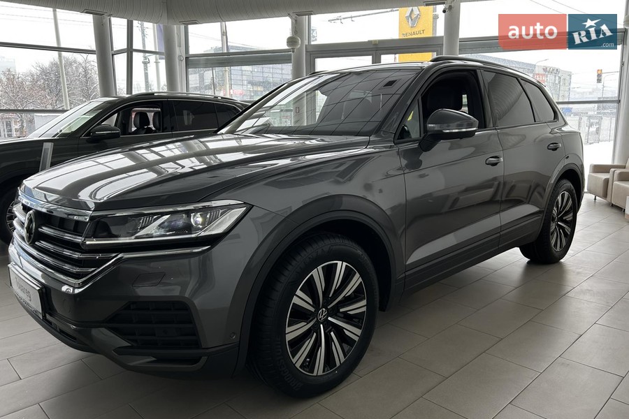 Volkswagen Touareg - фото 11