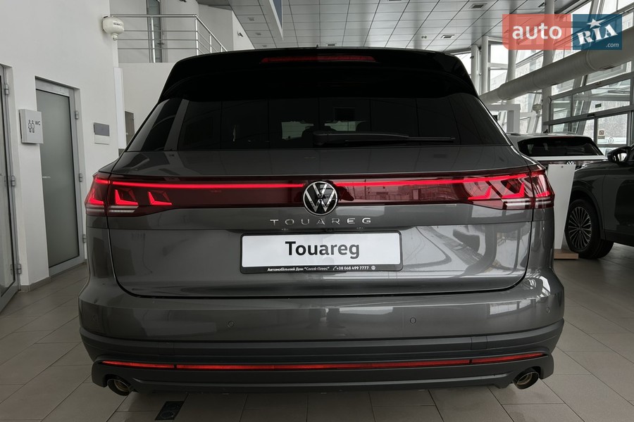 Volkswagen Touareg - фото 6