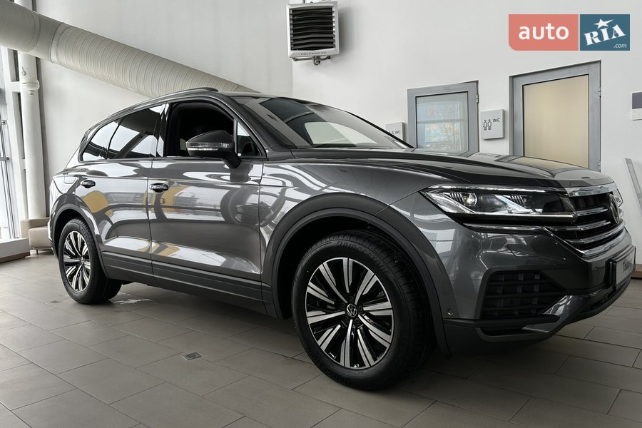 Volkswagen Touareg - фото 3