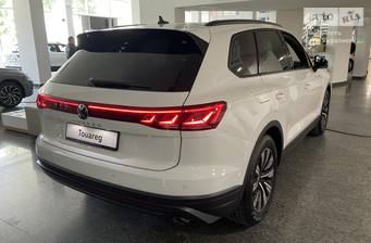 Volkswagen Touareg 2025 Silver