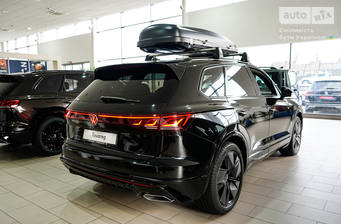 Volkswagen Touareg 2024 R-Line