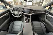 Volkswagen Touareg - фото 19