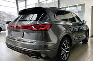 Volkswagen Touareg - фото 7