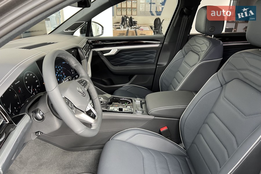 Volkswagen Touareg - фото 40