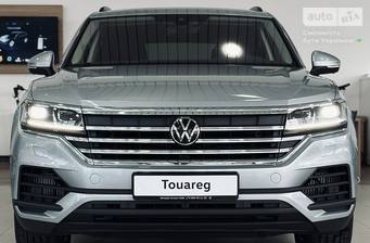 Volkswagen Touareg 2025 Silver