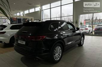 Volkswagen Touareg 2025 Silver