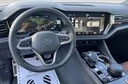 Volkswagen Touareg - фото 10
