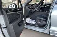 Volkswagen Touareg - фото 10