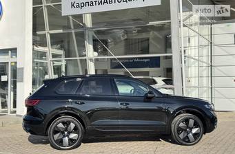 Volkswagen Touareg 2025 R-Line Platinum+