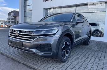 Volkswagen Touareg 2025 Silver