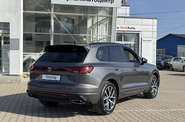 Volkswagen Touareg R-Line Platinum