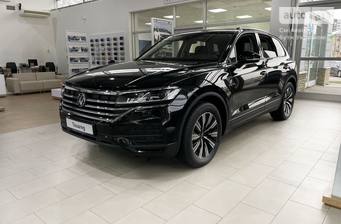 Volkswagen Touareg 2025 Silver