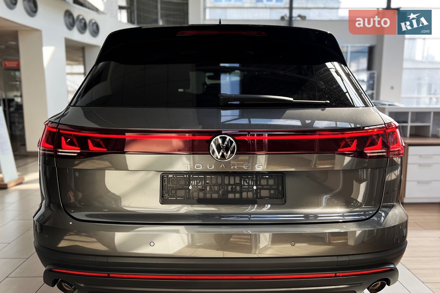 Volkswagen Touareg - фото 9