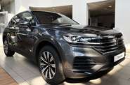 Volkswagen Touareg - фото 4