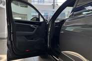 Volkswagen Touareg - фото 17