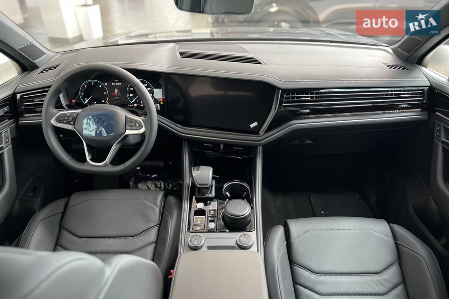 Volkswagen Touareg - фото 30