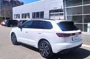 Volkswagen Touareg R-Line Platinum