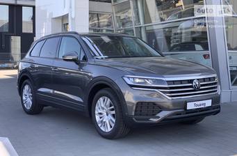 Volkswagen Touareg 2025 Silver