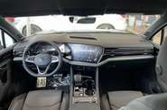 Volkswagen Touareg R-Line Platinum