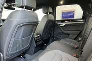 Volkswagen Touareg R-Line Platinum